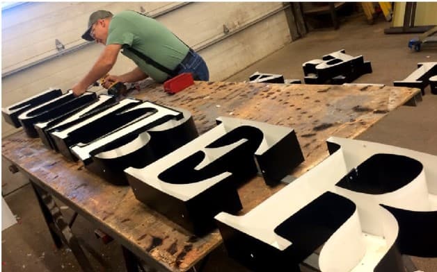 Sign manufacturing process